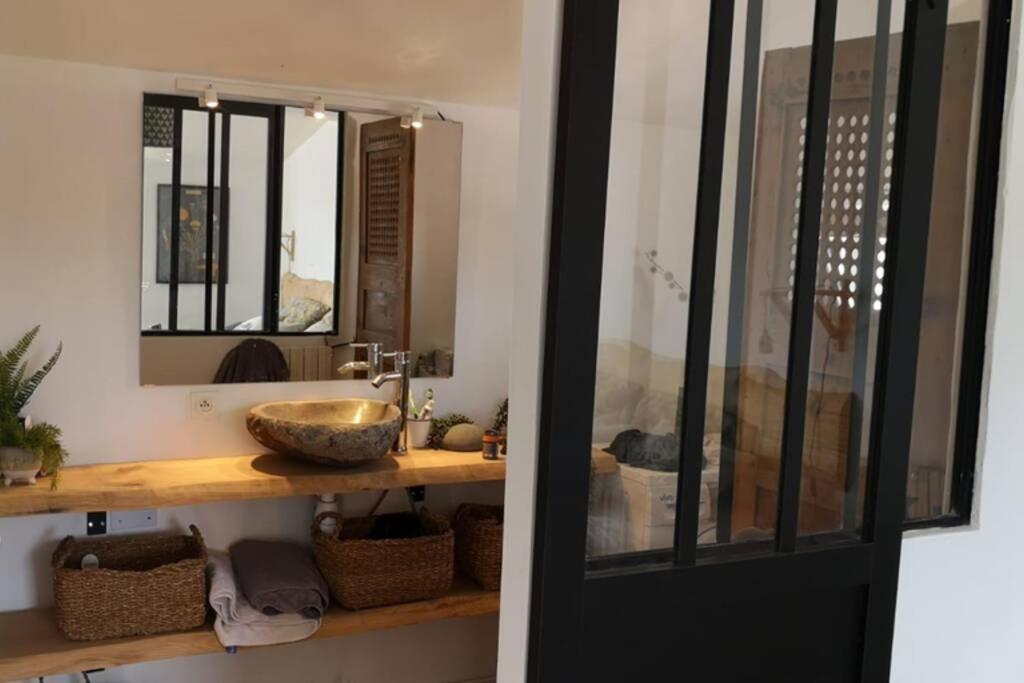 Petit Loft Sur Les Toits D'avignon Avignon