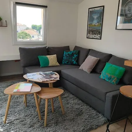 Appartement Petit loft sur les toits d'Avignon Extérieur photo