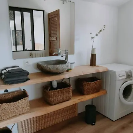 Appartement Petit loft sur les toits d'Avignon Extérieur photo