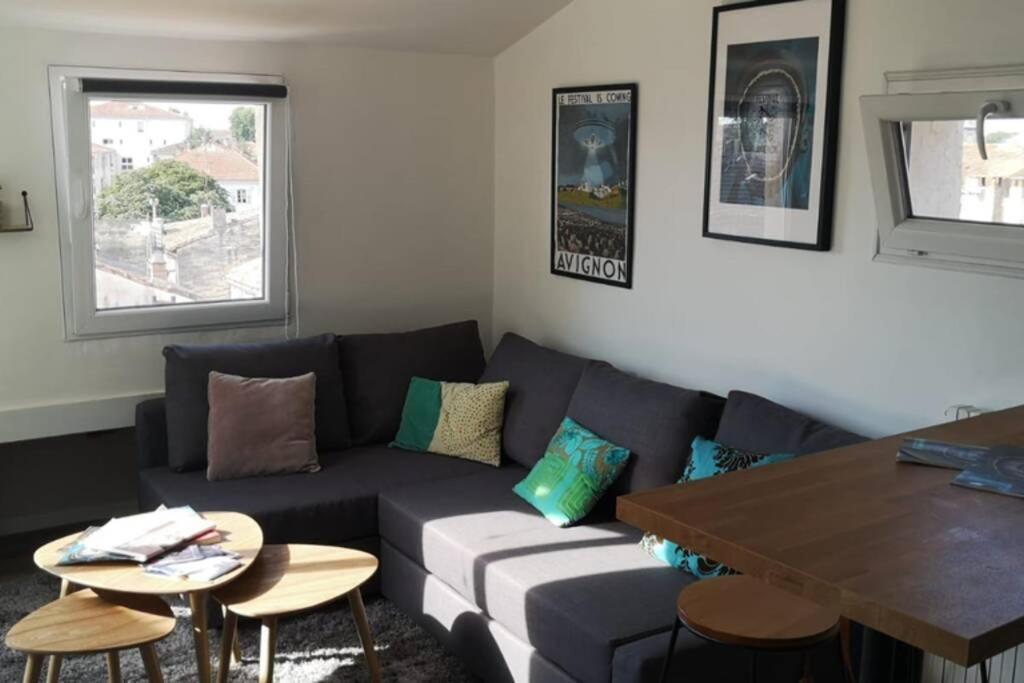 Petit Loft Sur Les Toits D'avignon Apartamento